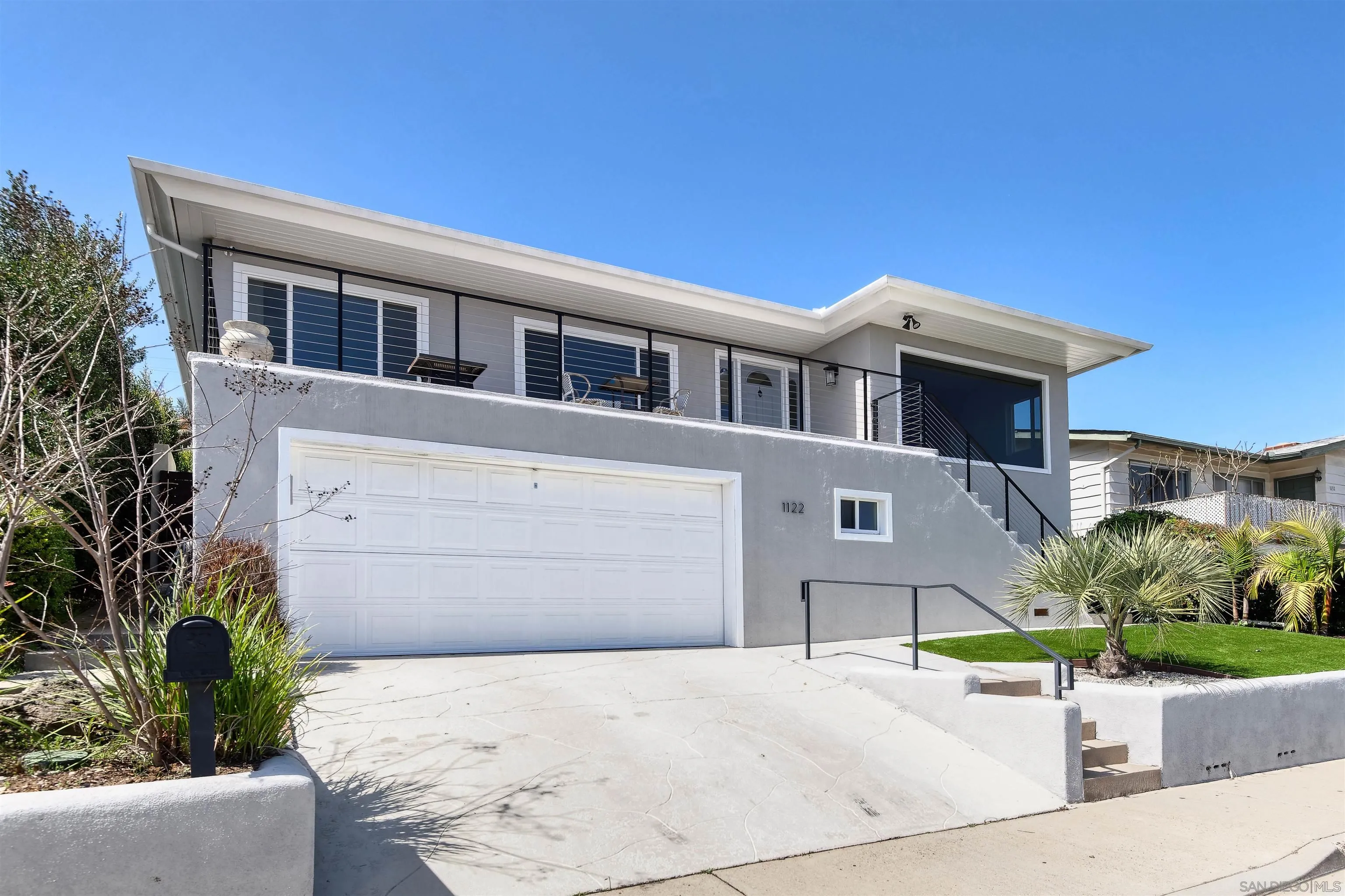 San Diego, California 92106, United States, 3 Bedrooms Bedrooms, ,4 BathroomsBathrooms,Residential,Active,91809