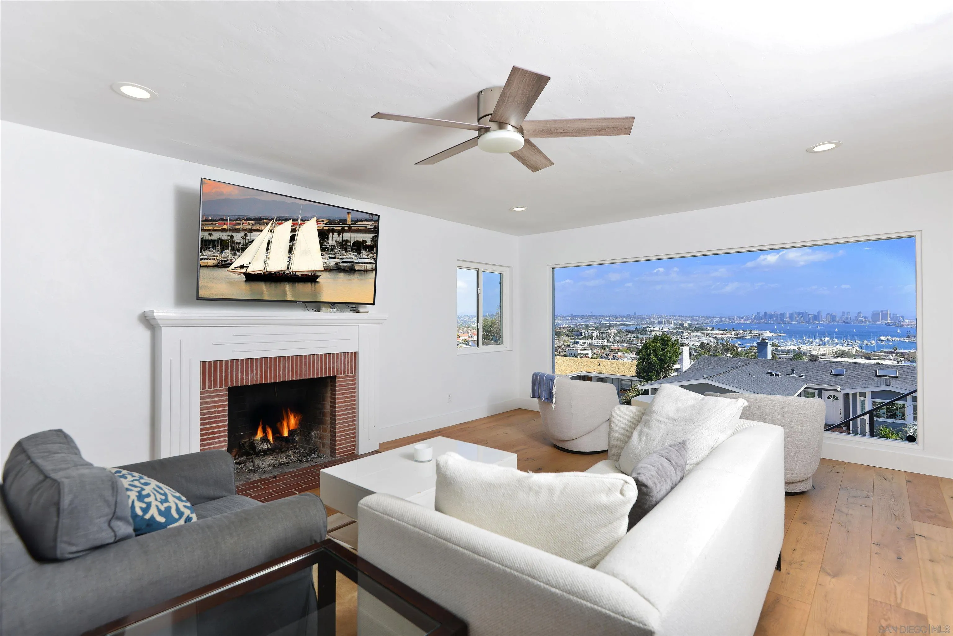 San Diego, California 92106, United States, 3 Bedrooms Bedrooms, ,4 BathroomsBathrooms,Residential,Active,91809