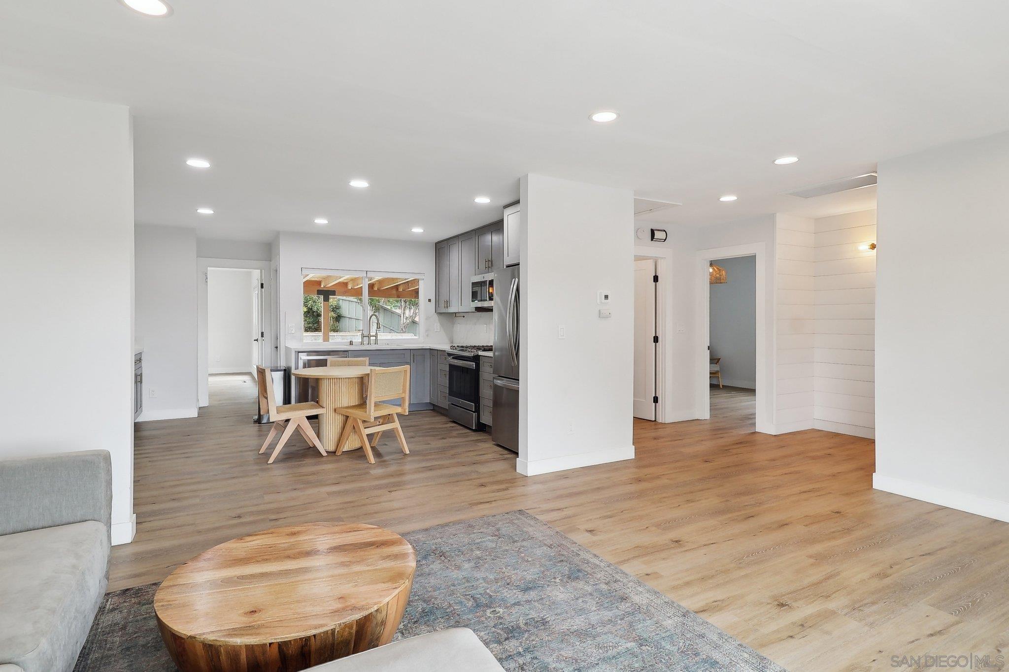 7371 Santa Maria Drive