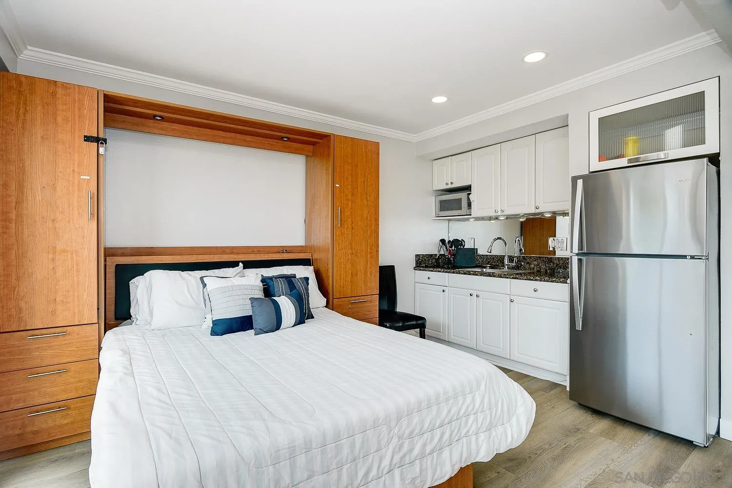 San Diego, California 92106, United States, ,1 BathroomBathrooms,Residential,Active,3691