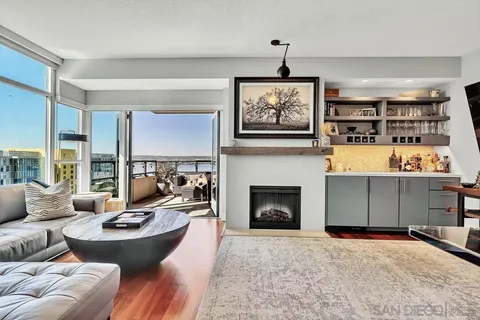 1205 Pacific Hwy Unit 1706, San Diego, CA 92101 - #: 250022288