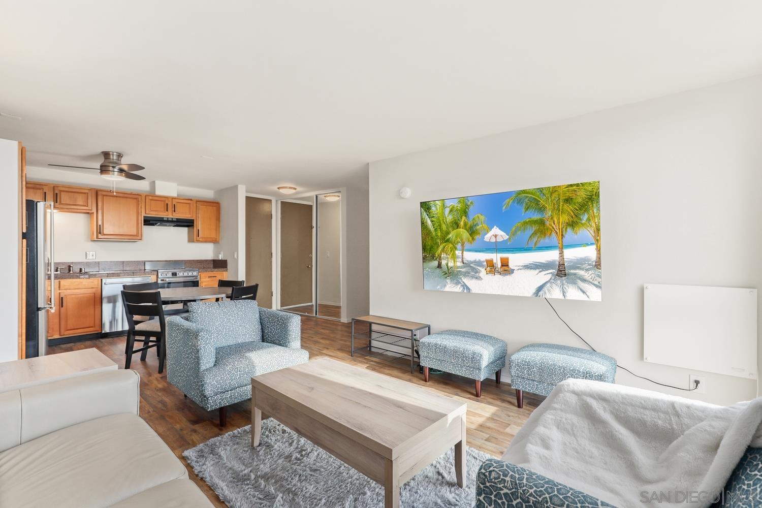 3050 Rue Dorleans 430