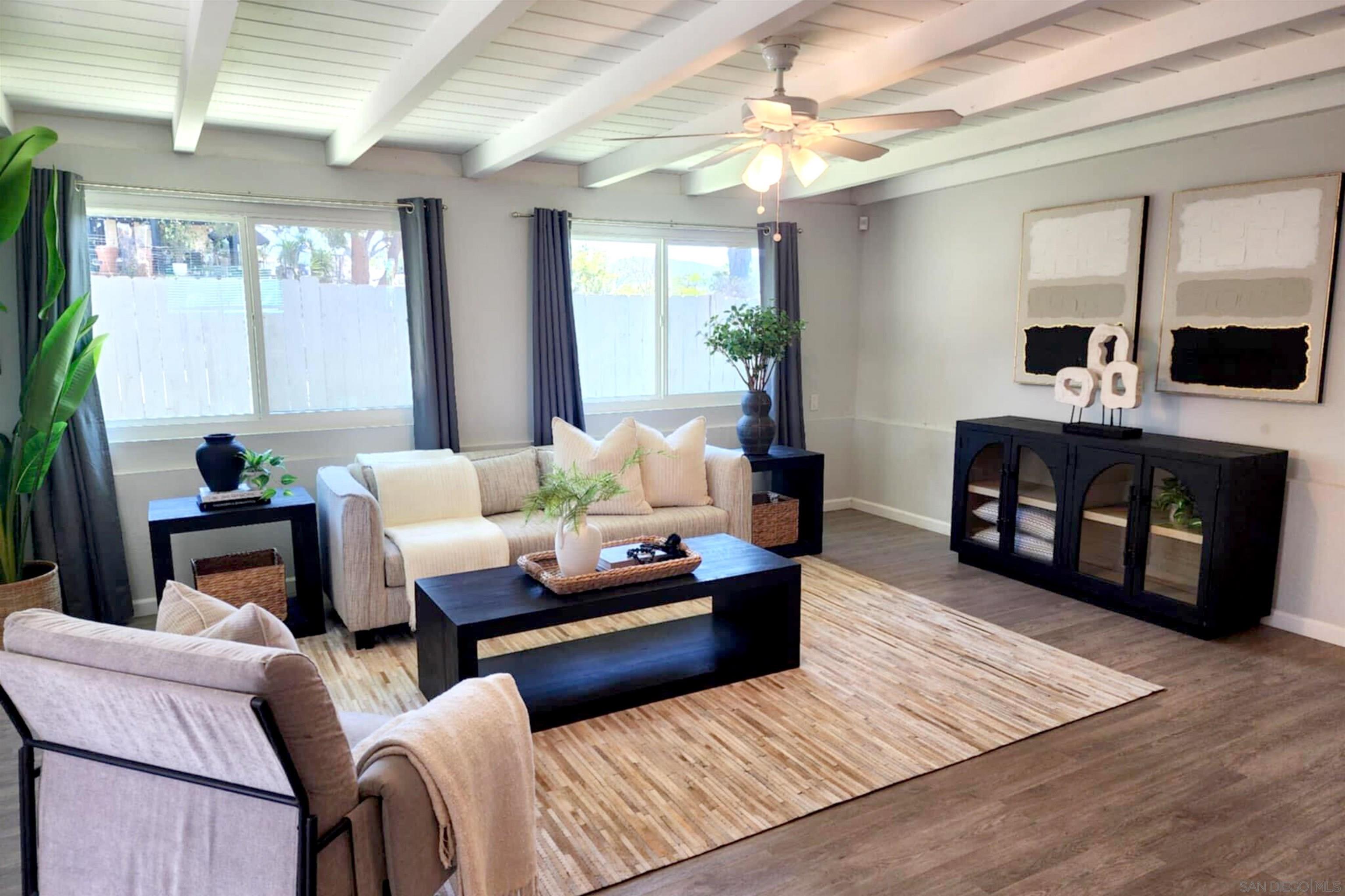 9477 Ronnie Ct