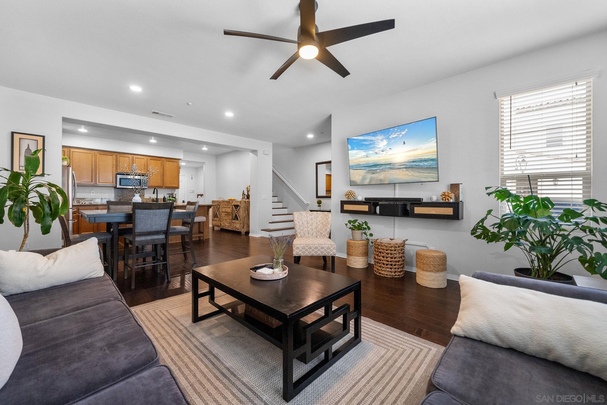 2207 Pasadena Ct 3