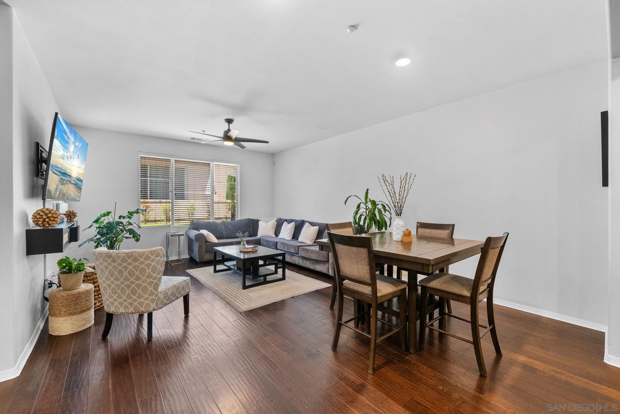 2207 Pasadena Ct 3
