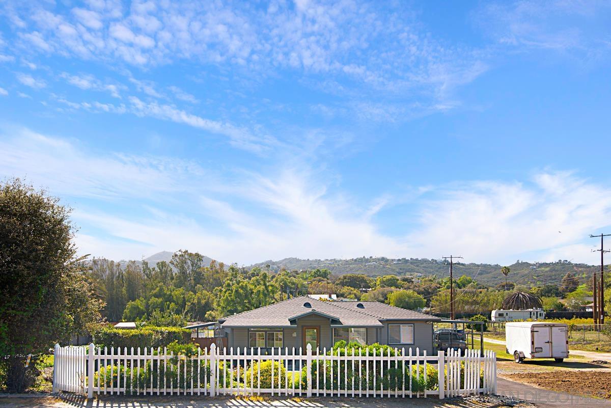 1311 Country Club Dr