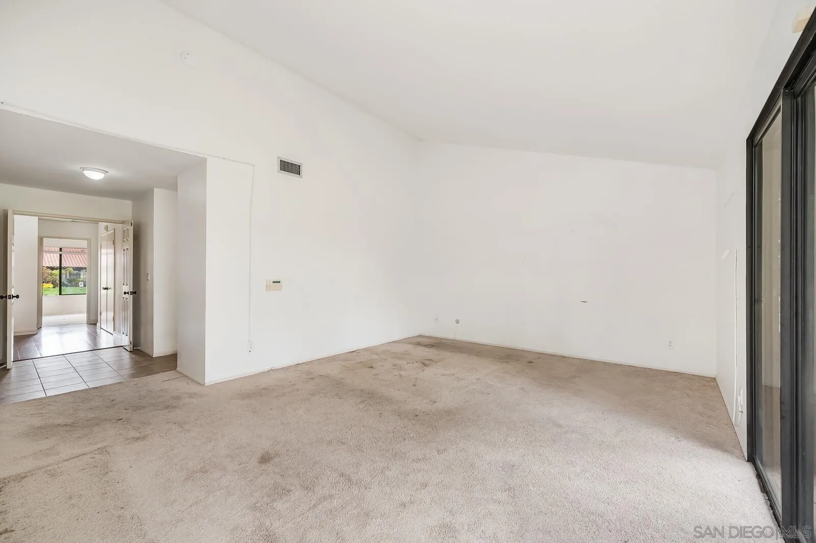 Solana Beach, California 92075, United States, 4 Bedrooms Bedrooms, ,3 BathroomsBathrooms,Residential,Pending,80956