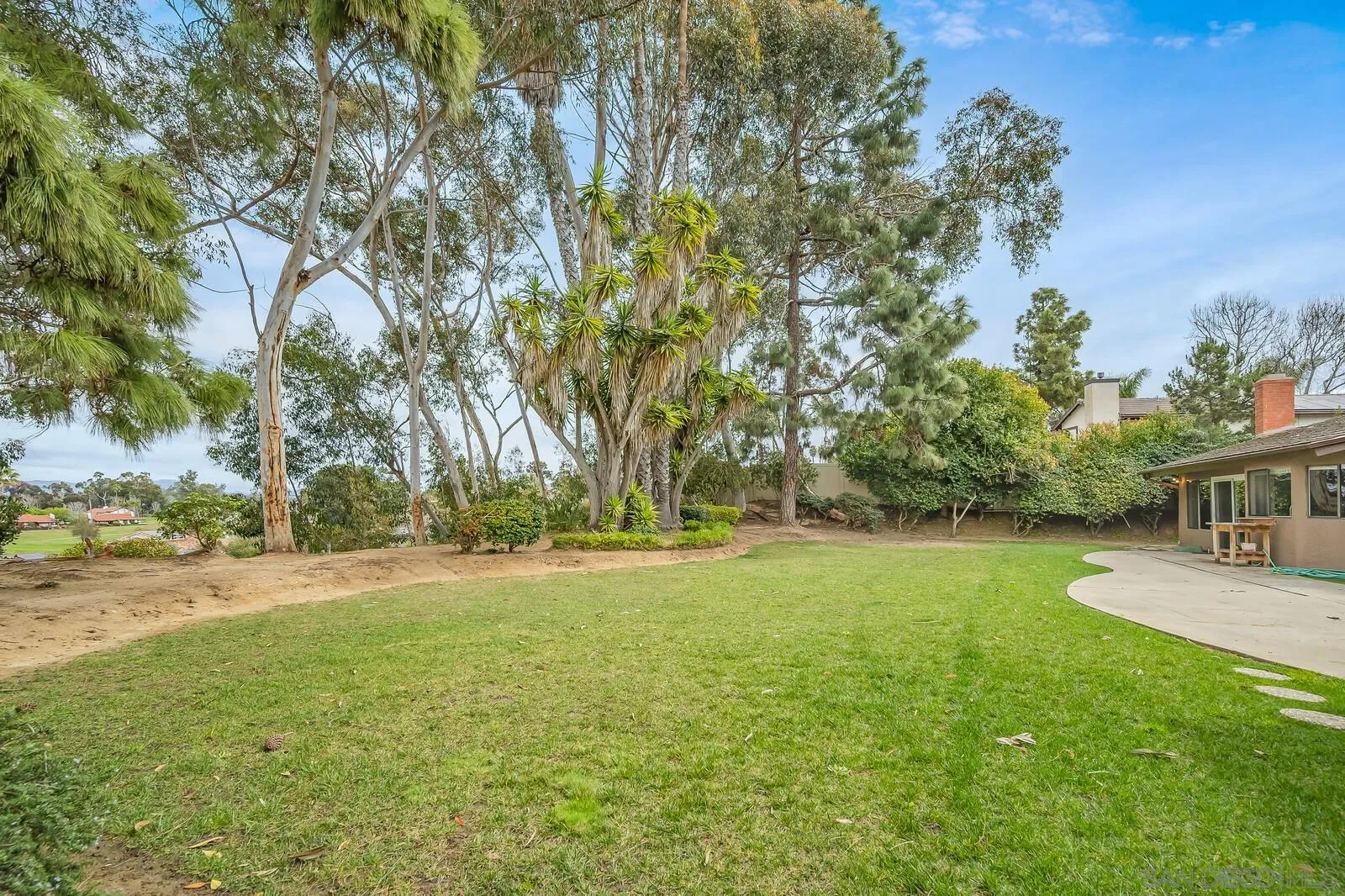 Solana Beach, California 92075, United States, 4 Bedrooms Bedrooms, ,3 BathroomsBathrooms,Residential,Pending,80956