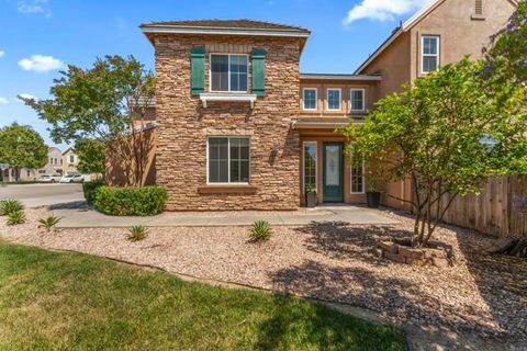 1862 Eagle Rock Dr. San Marcos CA 92069