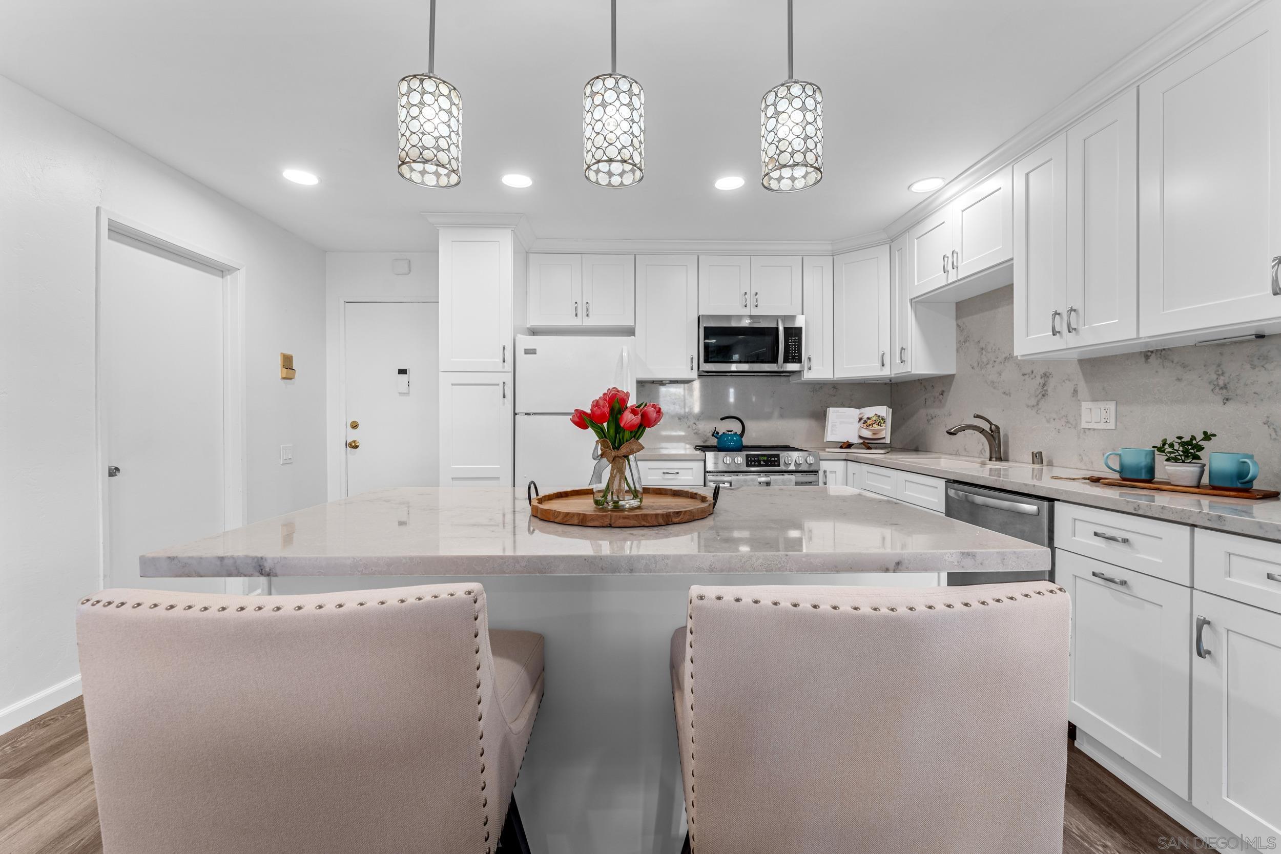 1801 Diamond St 112