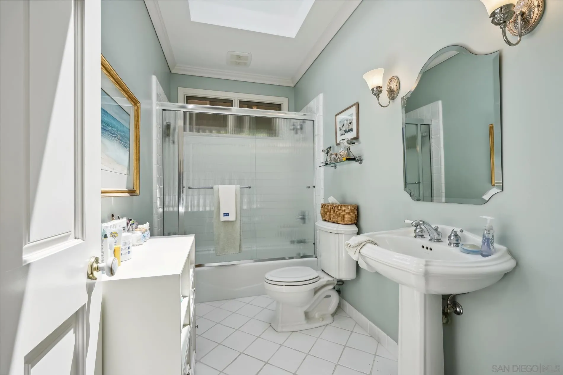 La Jolla, California 92037, United States, 3 Bedrooms Bedrooms, ,2 BathroomsBathrooms,Residential,Active,115272