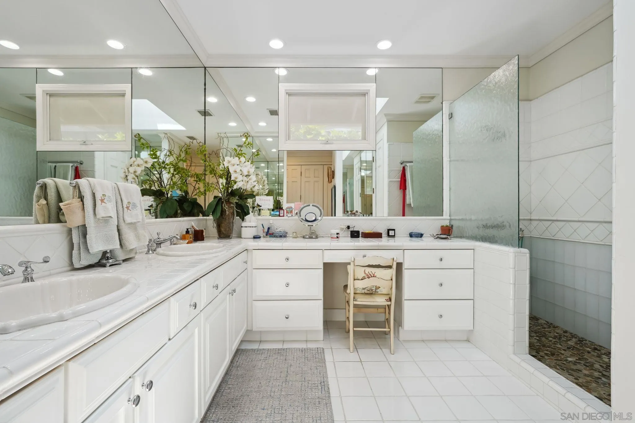 La Jolla, California 92037, United States, 3 Bedrooms Bedrooms, ,2 BathroomsBathrooms,Residential,Active,115272