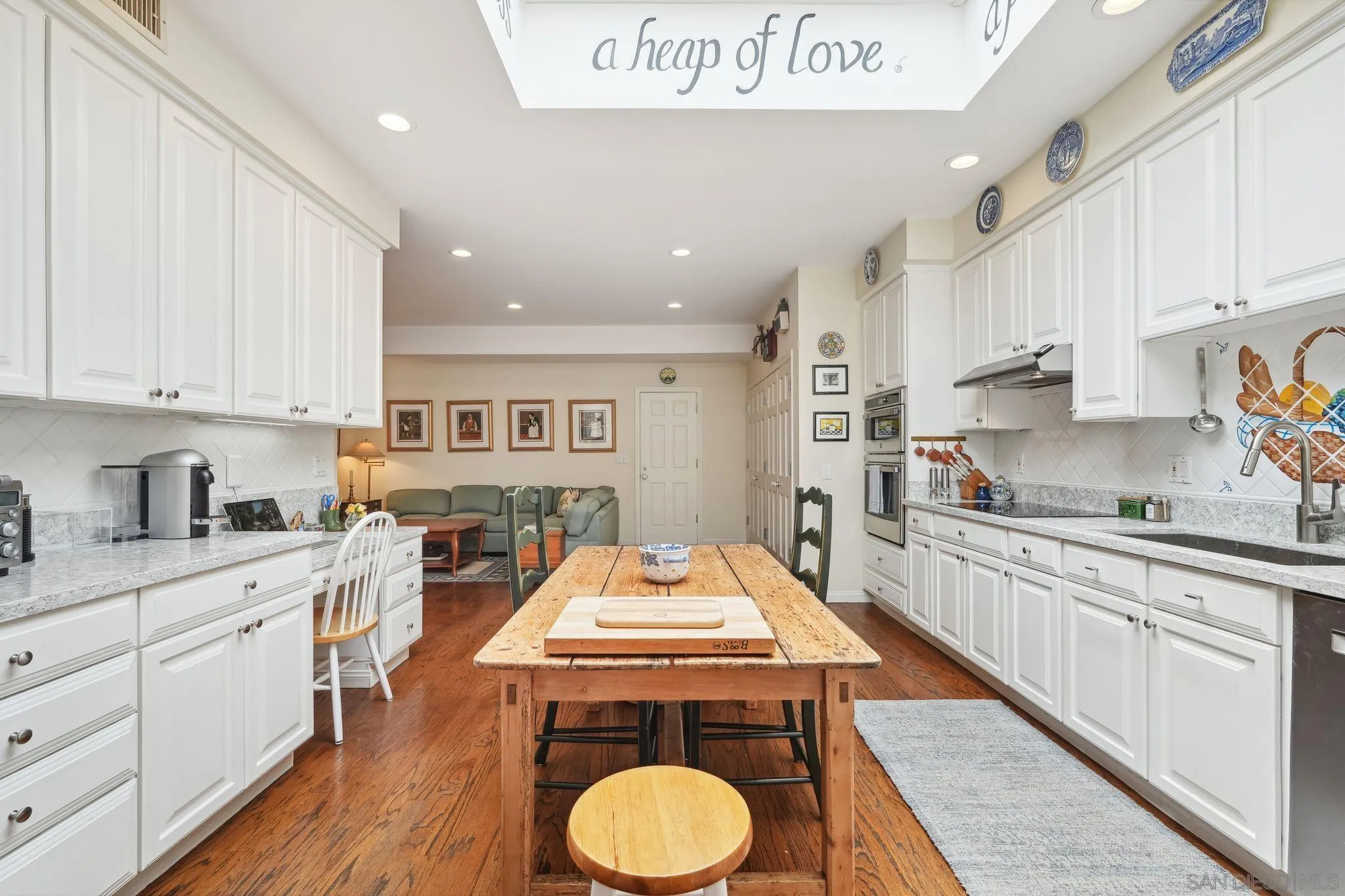 La Jolla, California 92037, United States, 3 Bedrooms Bedrooms, ,2 BathroomsBathrooms,Residential,Active,115272