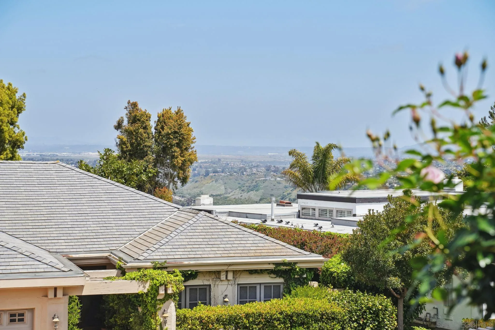 La Jolla, California 92037, United States, 3 Bedrooms Bedrooms, ,2 BathroomsBathrooms,Residential,Active,115272