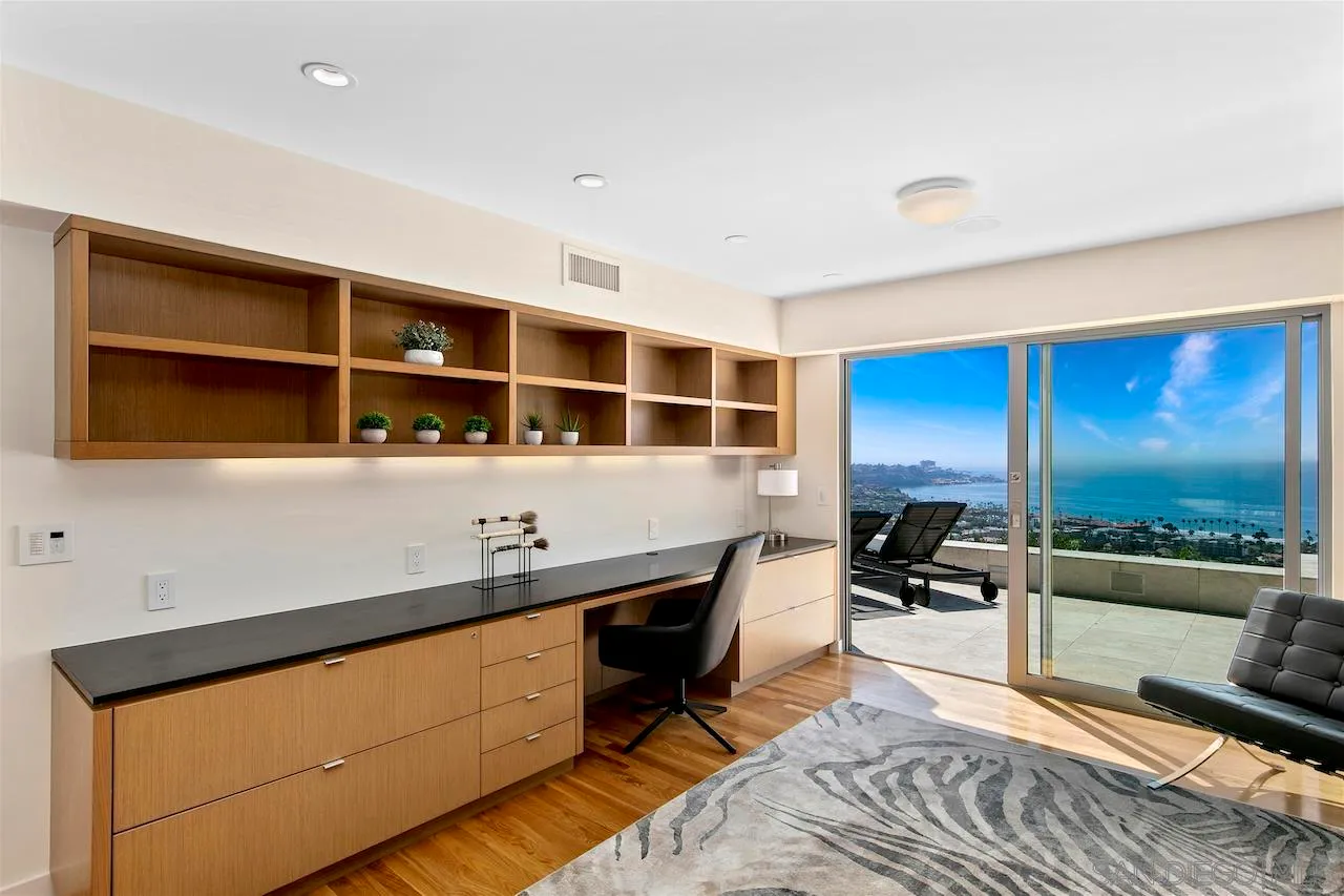 La Jolla, California 92037, United States, 5 Bedrooms Bedrooms, ,5 BathroomsBathrooms,Residential,Active,128585