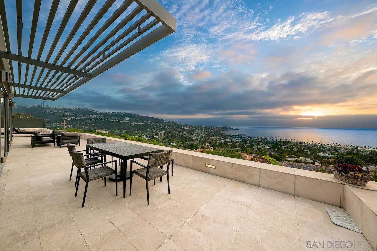La Jolla, California 92037, United States, 5 Bedrooms Bedrooms, ,5 BathroomsBathrooms,Residential,Active,128585