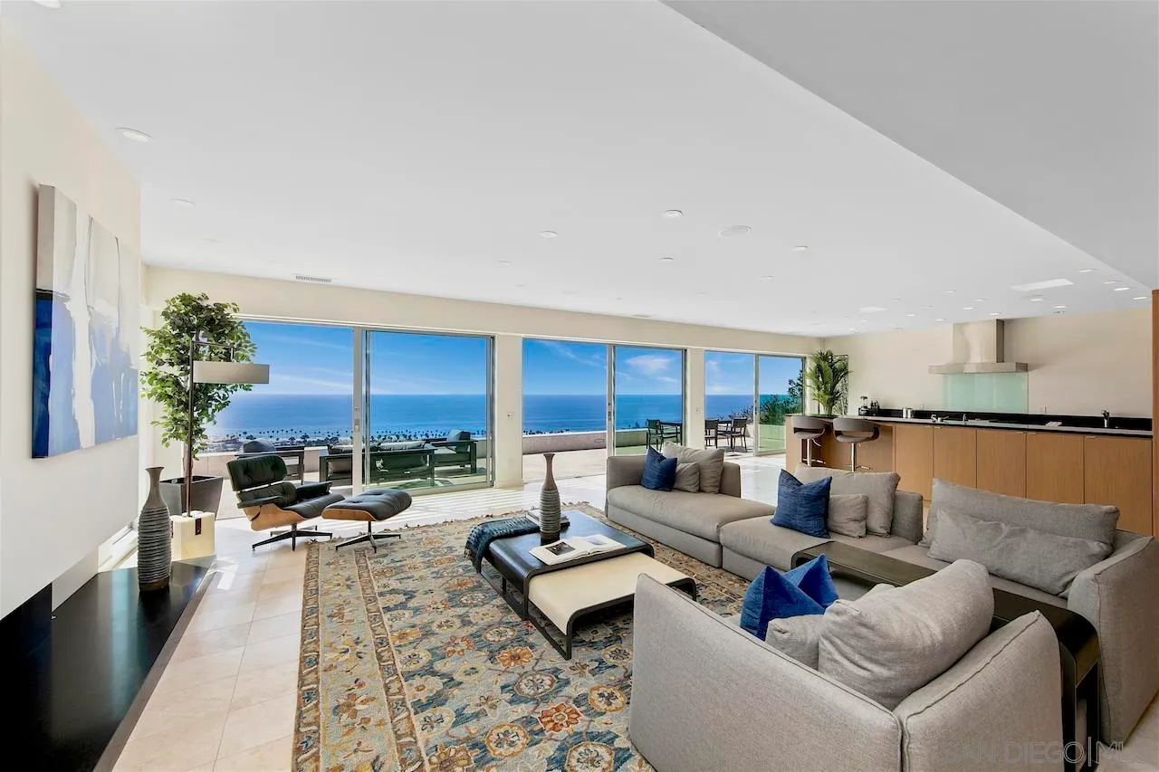 La Jolla, California 92037, United States, 5 Bedrooms Bedrooms, ,5 BathroomsBathrooms,Residential,Active,128585