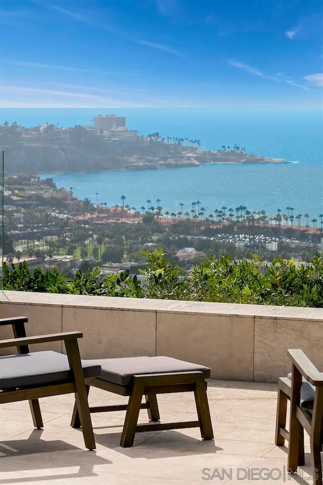 La Jolla, California 92037, United States, 5 Bedrooms Bedrooms, ,5 BathroomsBathrooms,Residential,Active,128585
