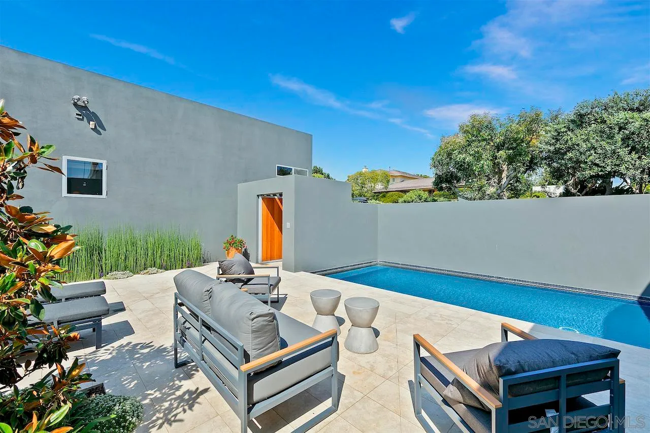 La Jolla, California 92037, United States, 5 Bedrooms Bedrooms, ,5 BathroomsBathrooms,Residential,Active,128585