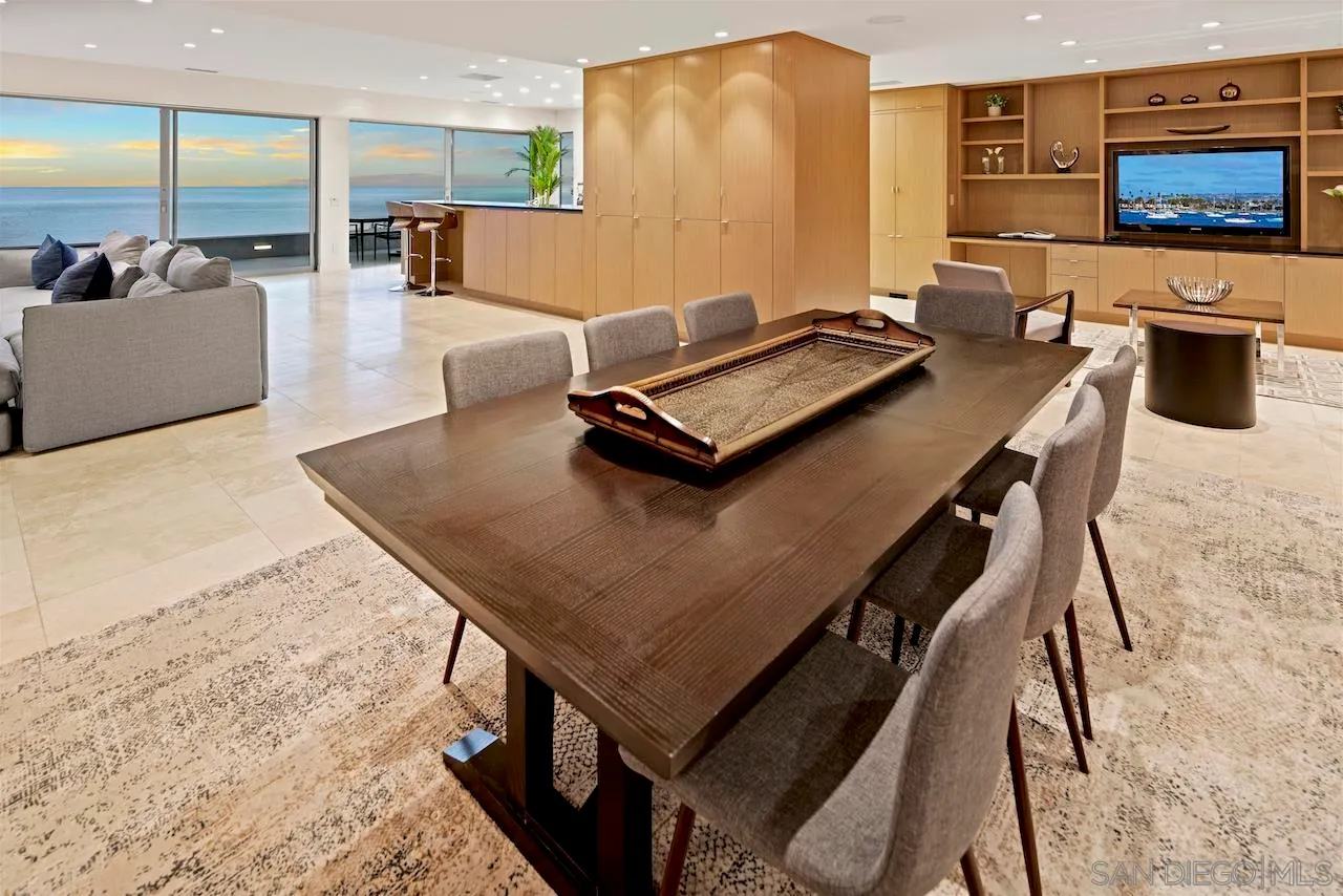 La Jolla, California 92037, United States, 5 Bedrooms Bedrooms, ,5 BathroomsBathrooms,Residential,Active,128585