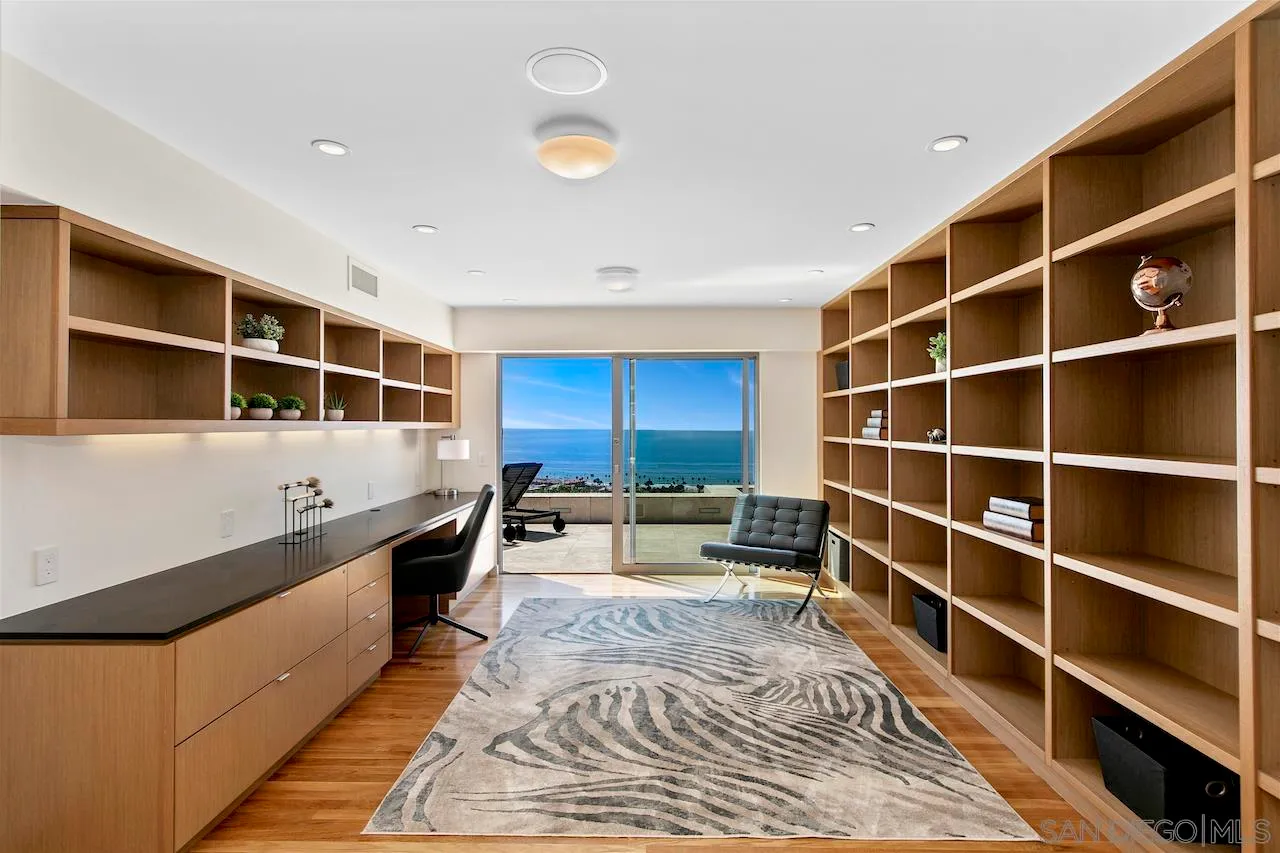 La Jolla, California 92037, United States, 5 Bedrooms Bedrooms, ,5 BathroomsBathrooms,Residential,Active,128585