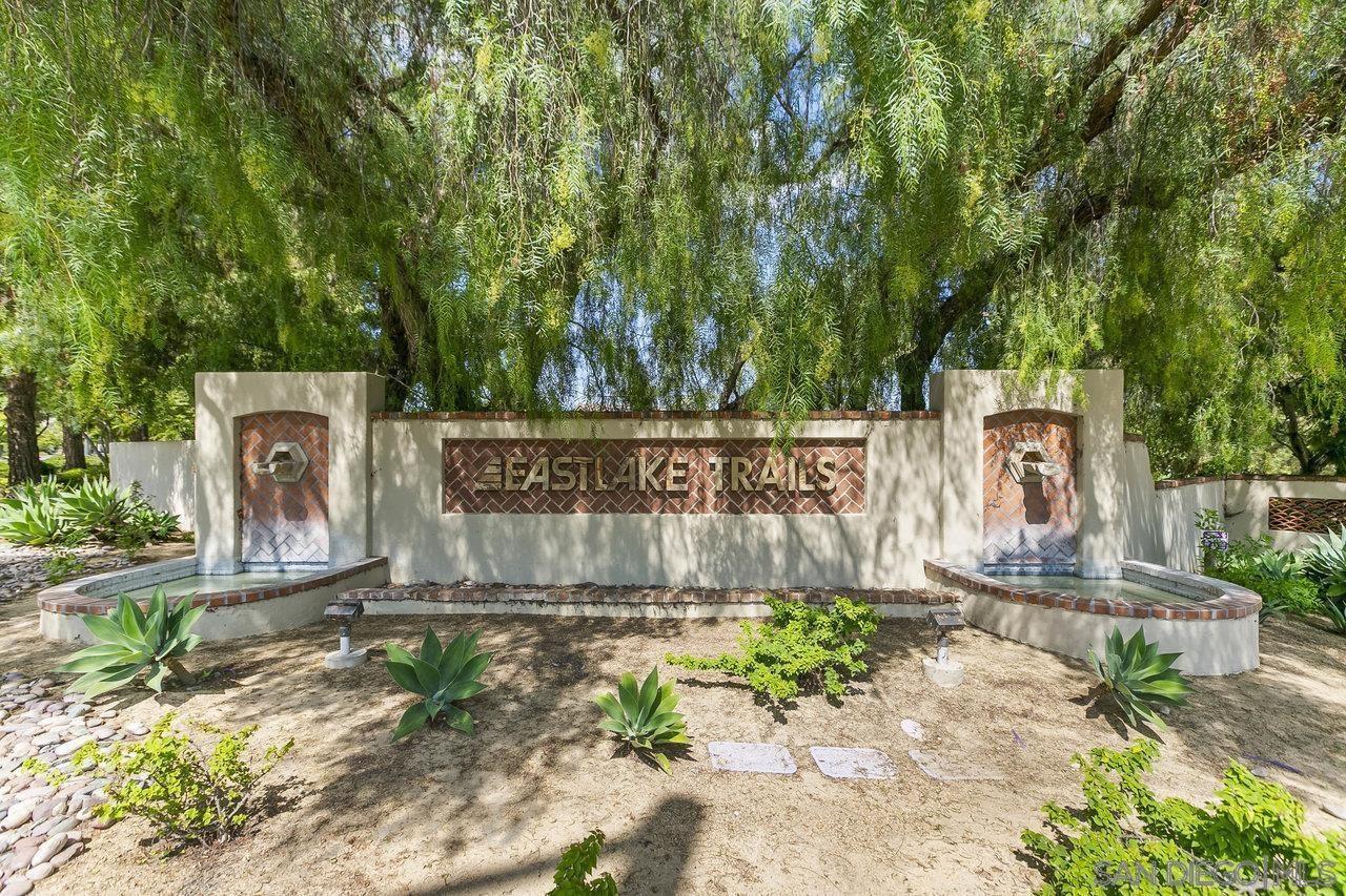 1324 Pinnacle Peak Dr