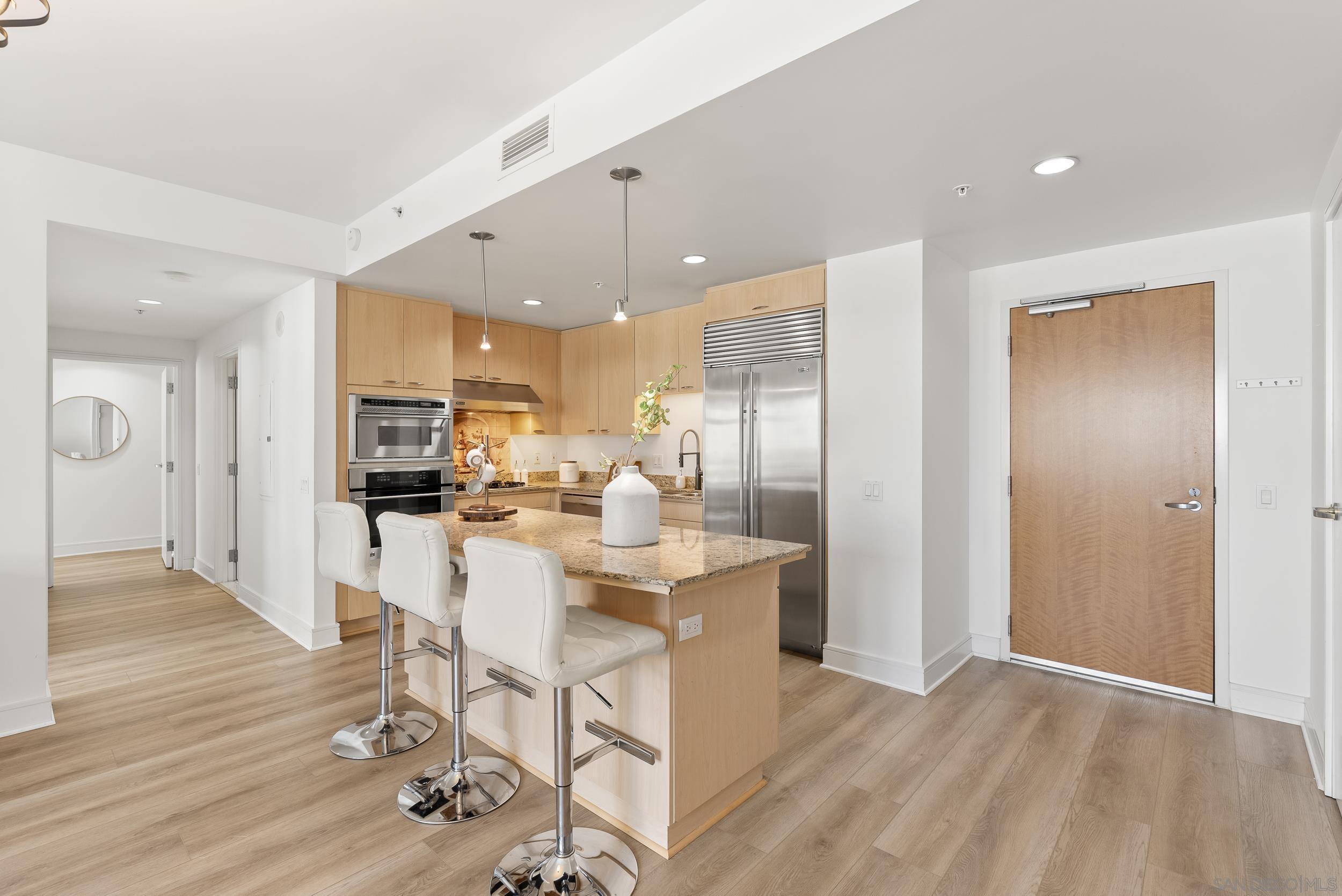645 Front St 710