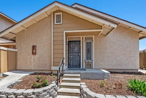6808 Quebec Ct. 2, San Diego, CA 92139 - #: 250027863