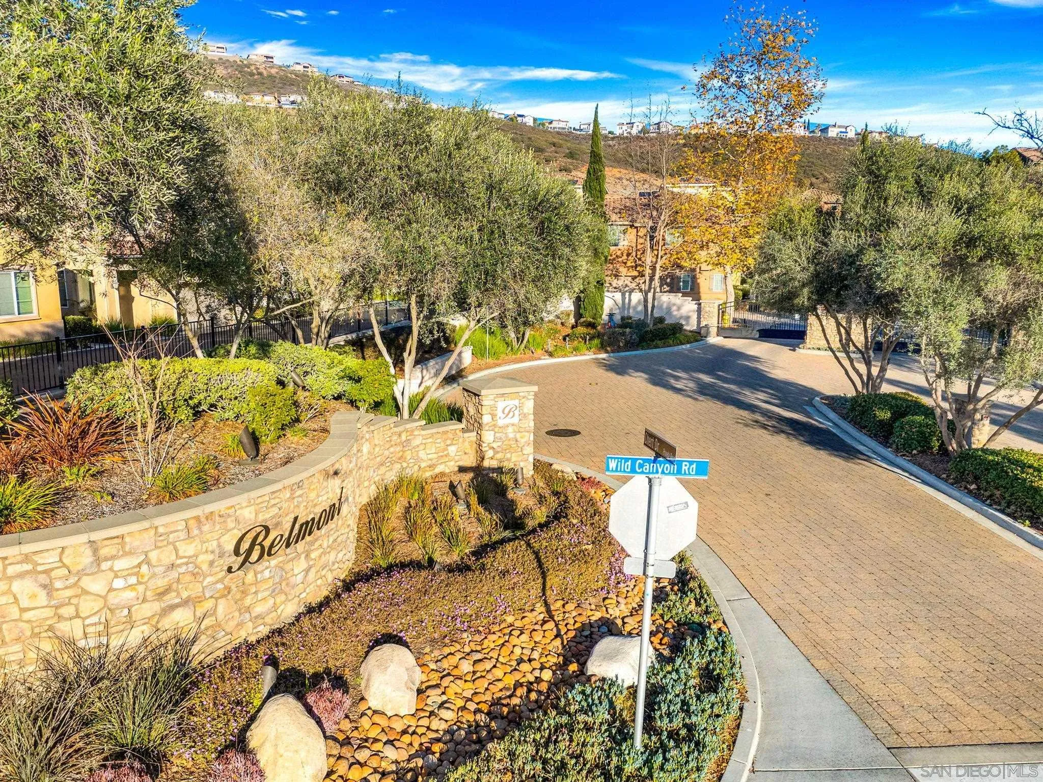 San Marcos, California 92078, United States, 5 Bedrooms Bedrooms, ,3 BathroomsBathrooms,Residential,Pending,8584