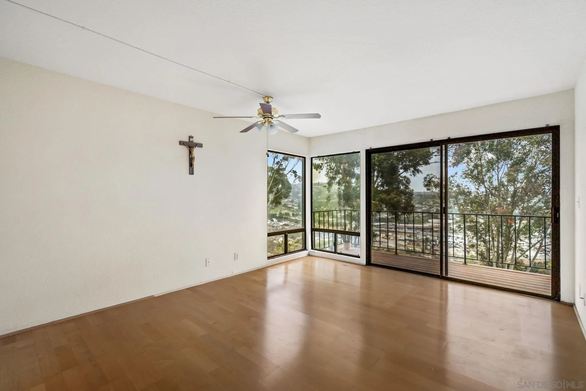 San Diego, California 92124, United States, 2 Bedrooms Bedrooms, ,3 BathroomsBathrooms,Residential,Active,3815