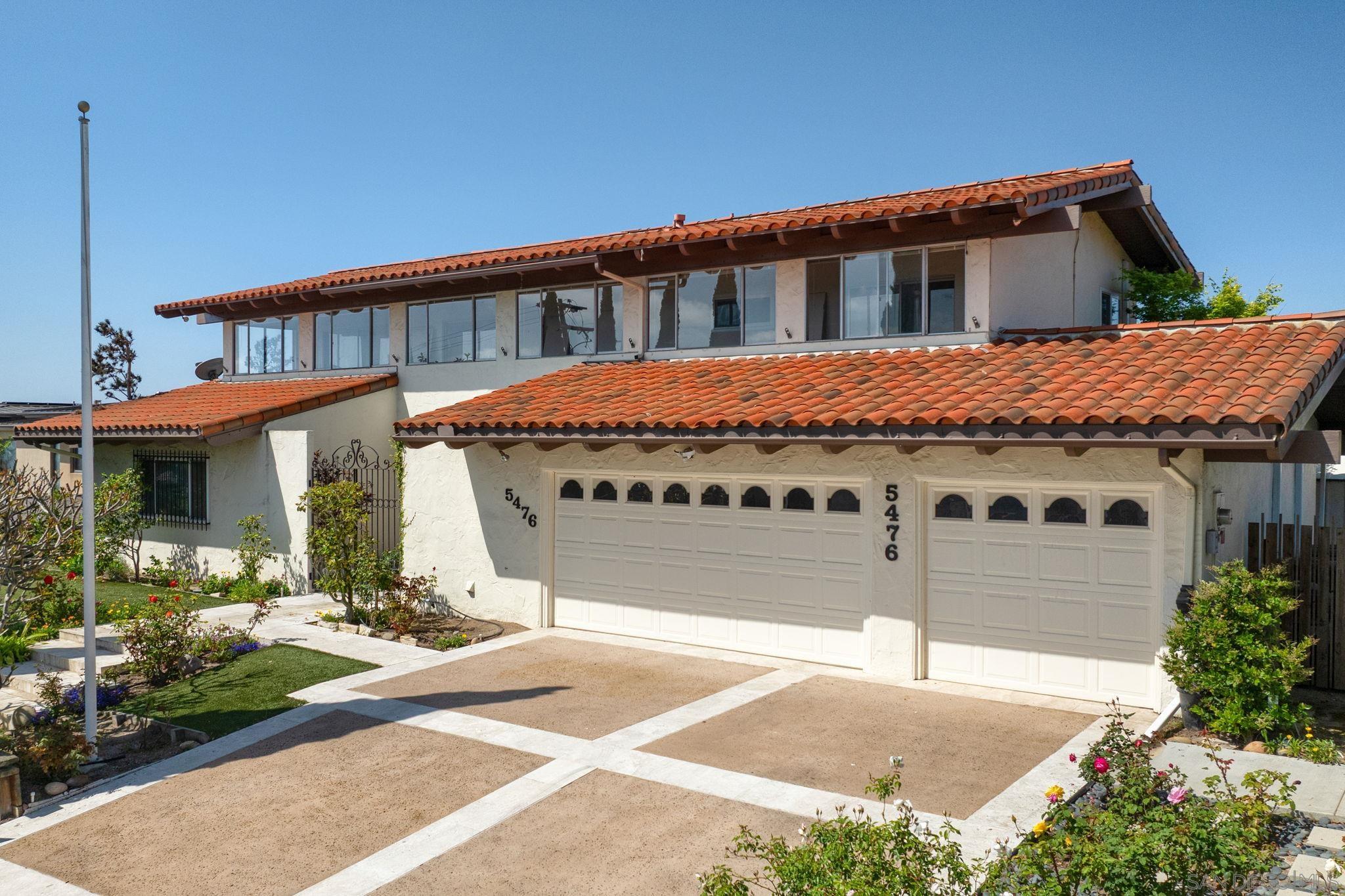 5476 Castle Hills Dr