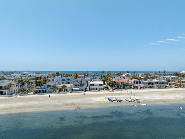 3366 Bayside Walk