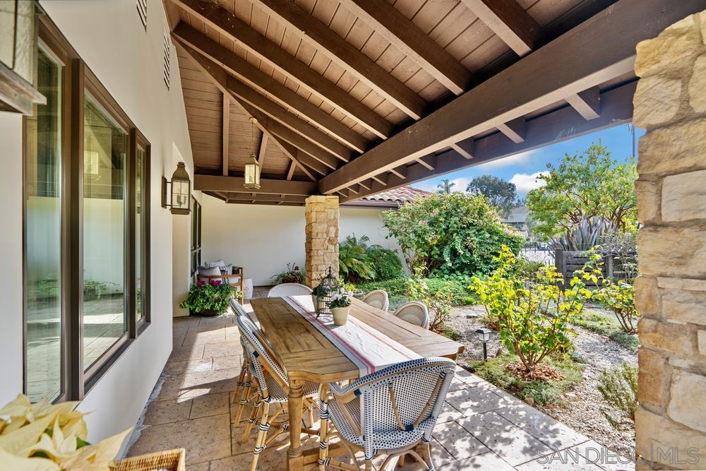 350 Punta Baja Dr
