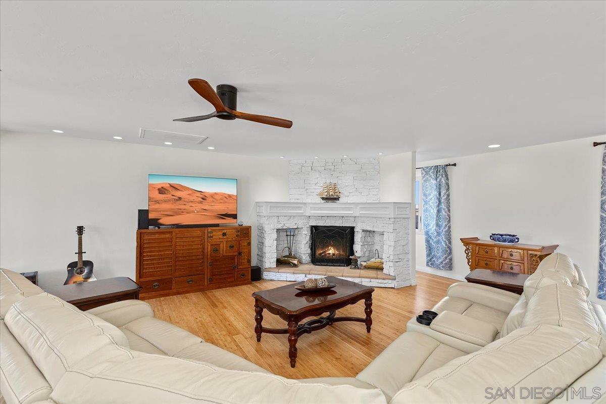 20403 Rancho Villa Rd