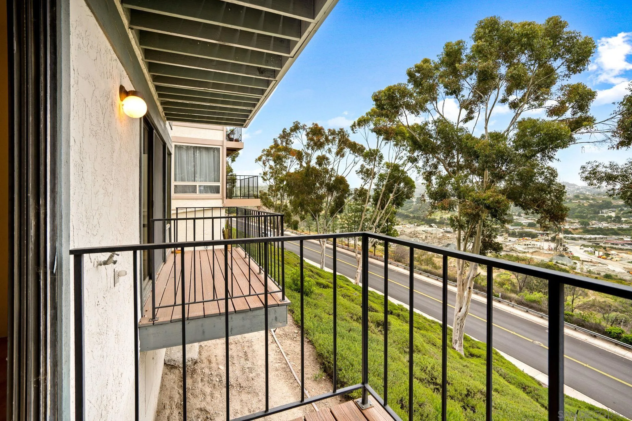 San Diego, California 92124, United States, 2 Bedrooms Bedrooms, ,3 BathroomsBathrooms,Residential,Pending,130630