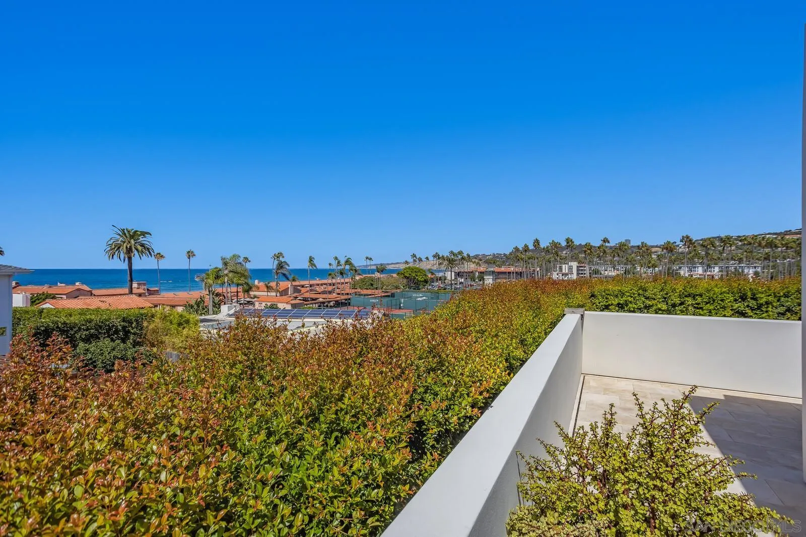 La Jolla, California 92037, United States, 6 Bedrooms Bedrooms, ,6 BathroomsBathrooms,Residential,Active,41119