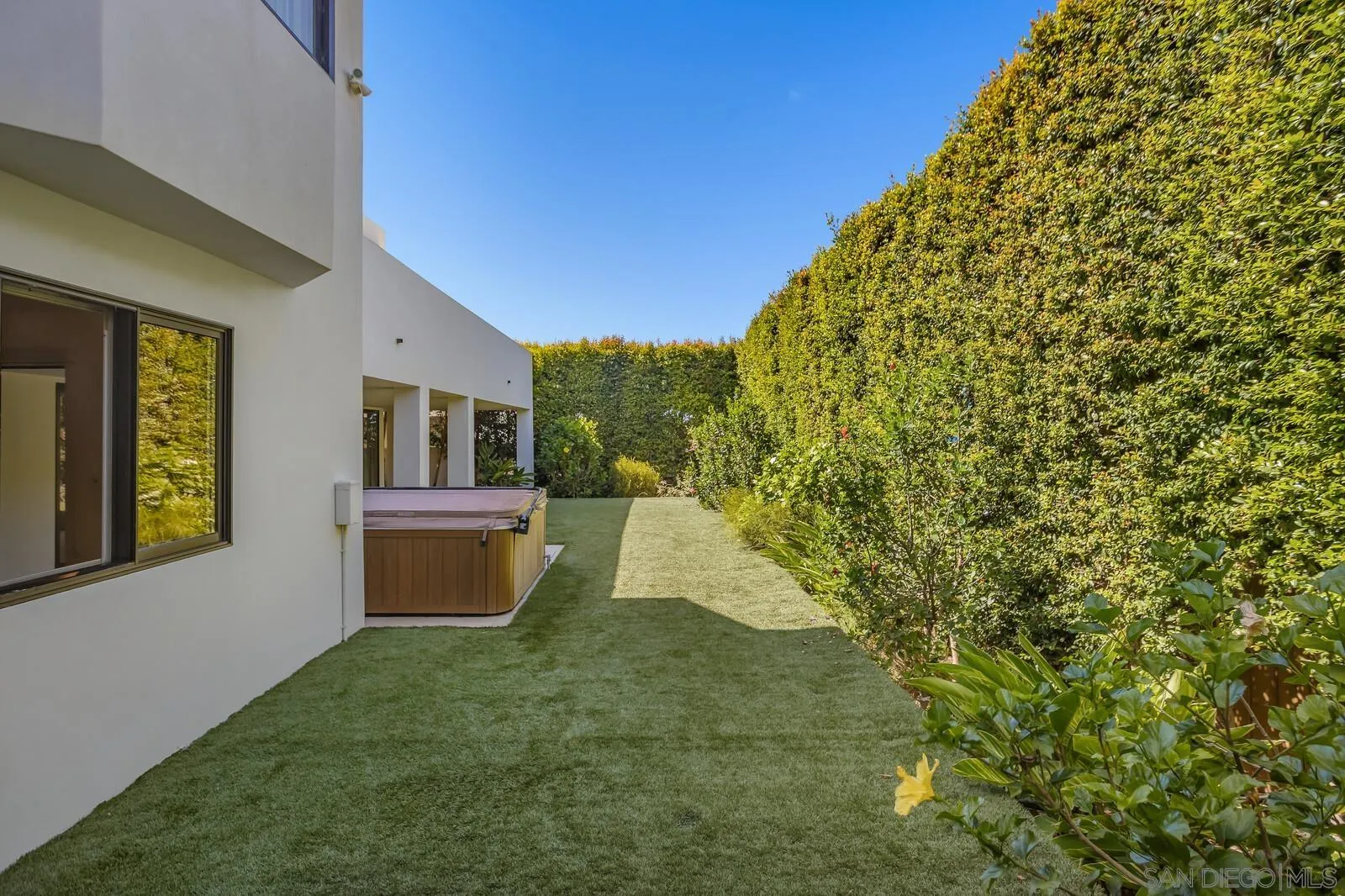 La Jolla, California 92037, United States, 6 Bedrooms Bedrooms, ,6 BathroomsBathrooms,Residential,Active,41119