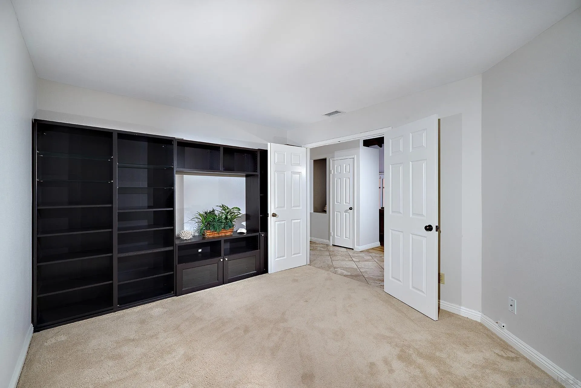 San Diego, California 92128, United States, 3 Bedrooms Bedrooms, ,2 BathroomsBathrooms,Residential,Pending,125478