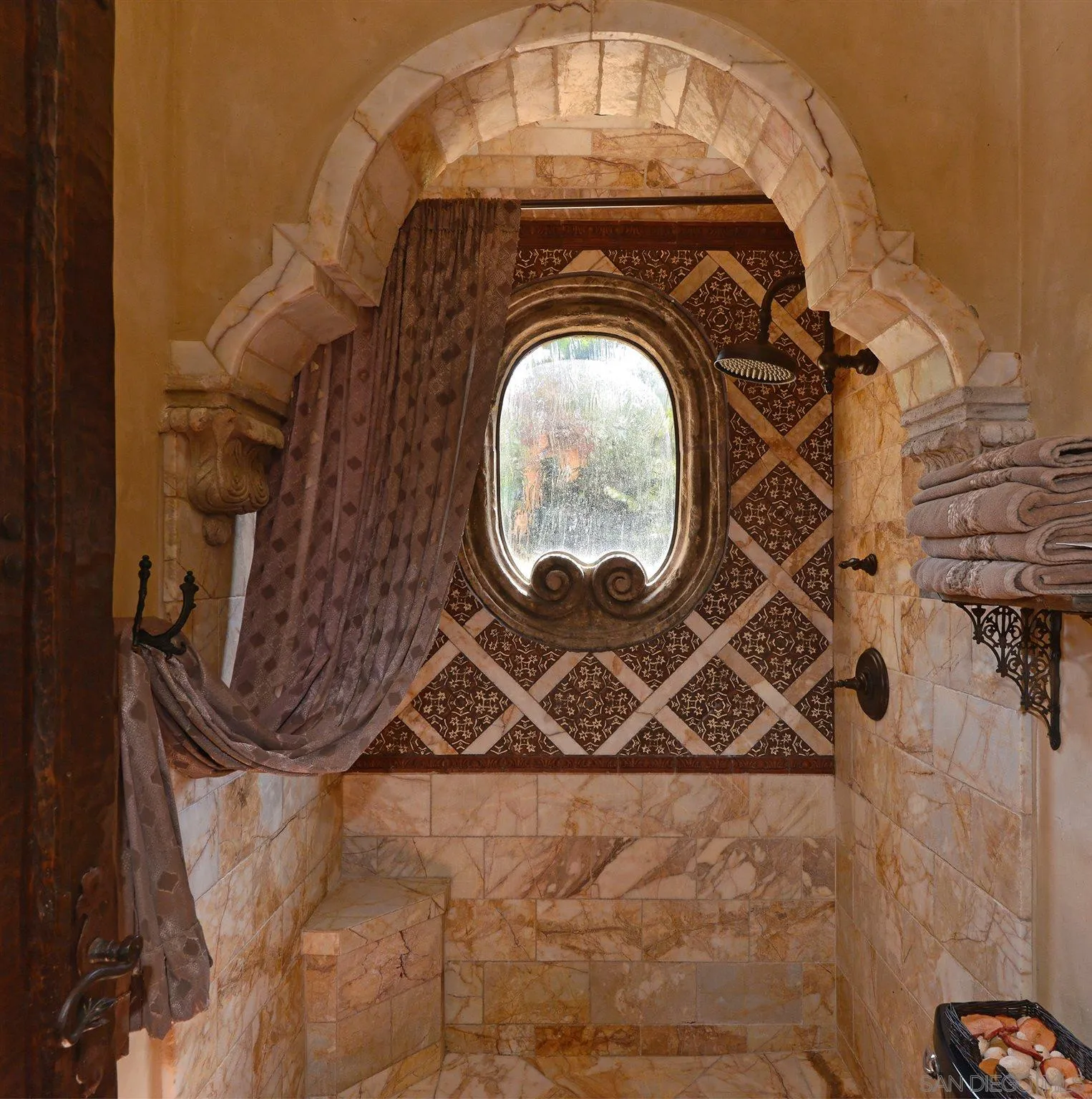 La Jolla, California 92037, United States, 4 Bedrooms Bedrooms, ,4 BathroomsBathrooms,Residential,Active,78515