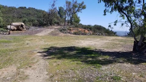 12526 SW BOULDER MT RD Poway CA 92064