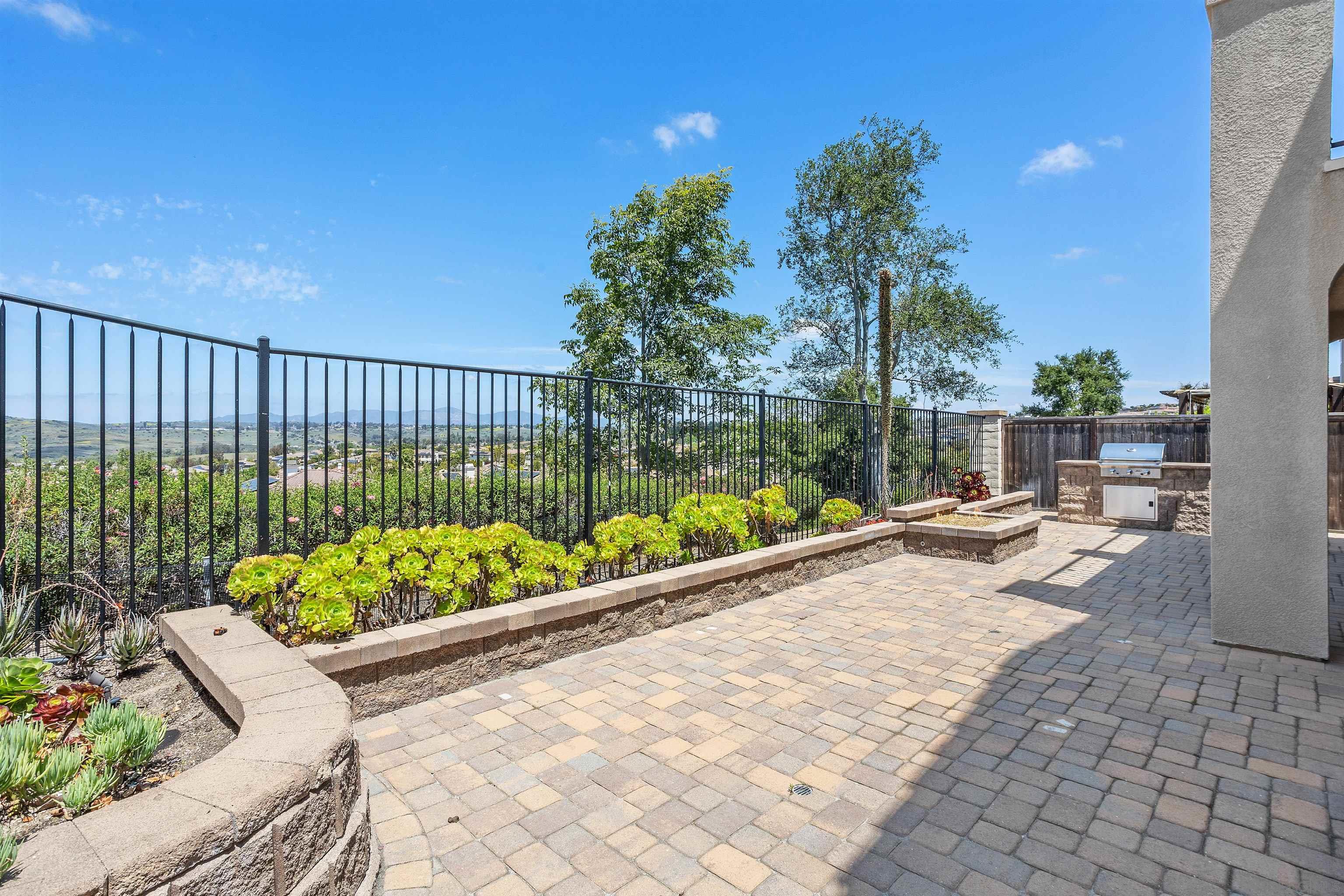 1097 Breakaway Dr.