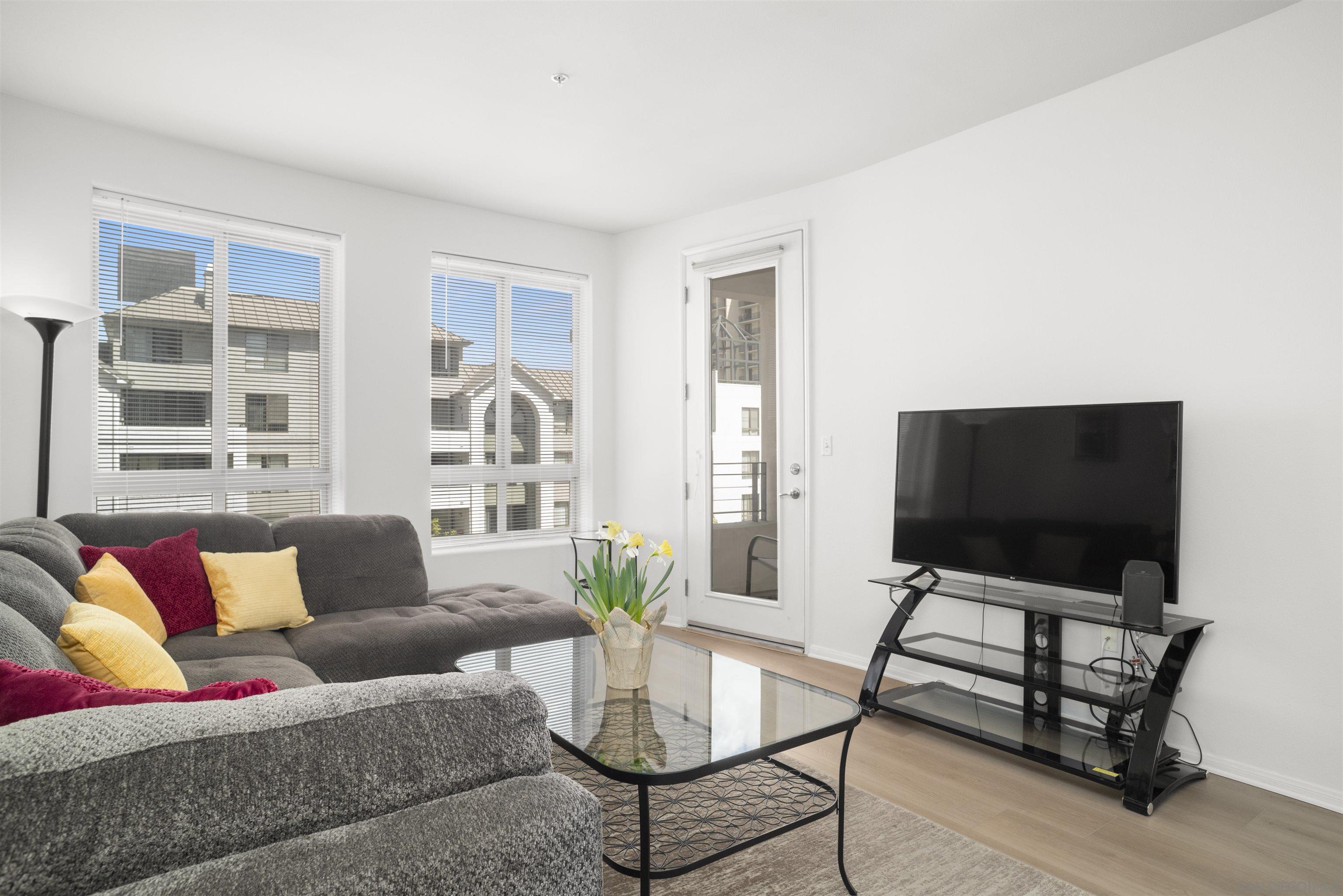 235 Market Street 403