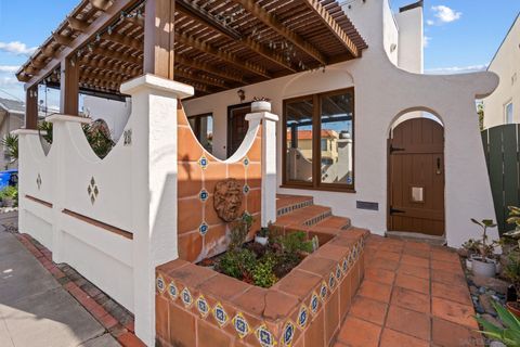 2877  Gunn St San Diego CA 92104