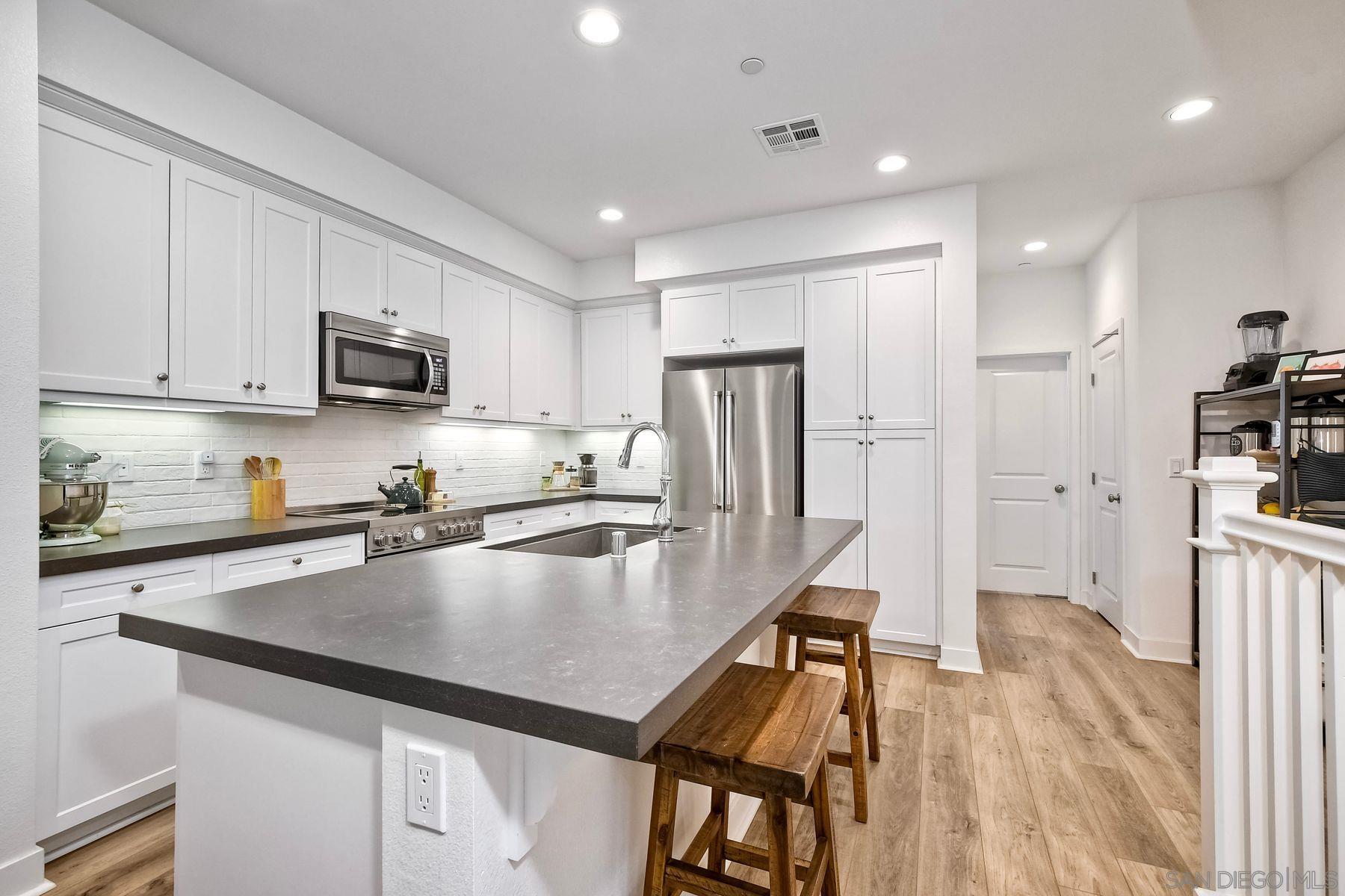 1103 Makena Way
