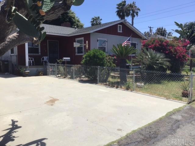 889 S Sunshine Avenue