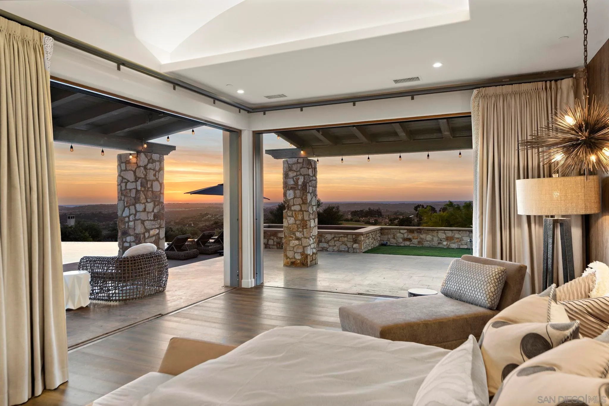 San Diego, California 92127, United States, 5 Bedrooms Bedrooms, ,7 BathroomsBathrooms,Residential,Active,29617