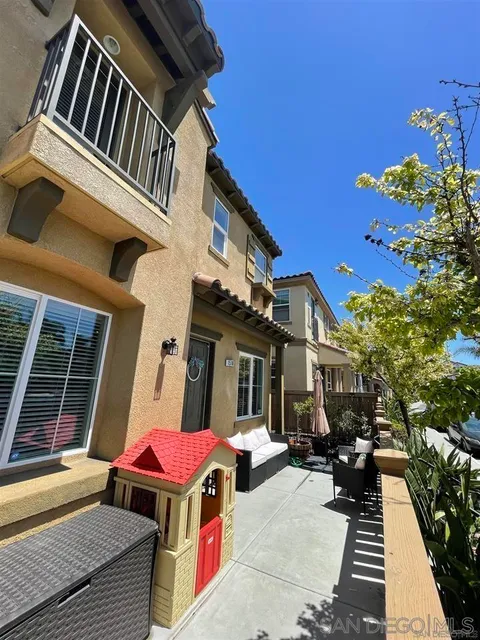 1518 Caminito Soria Unit 2, Chula Vista, CA 91913 - #: 250025812