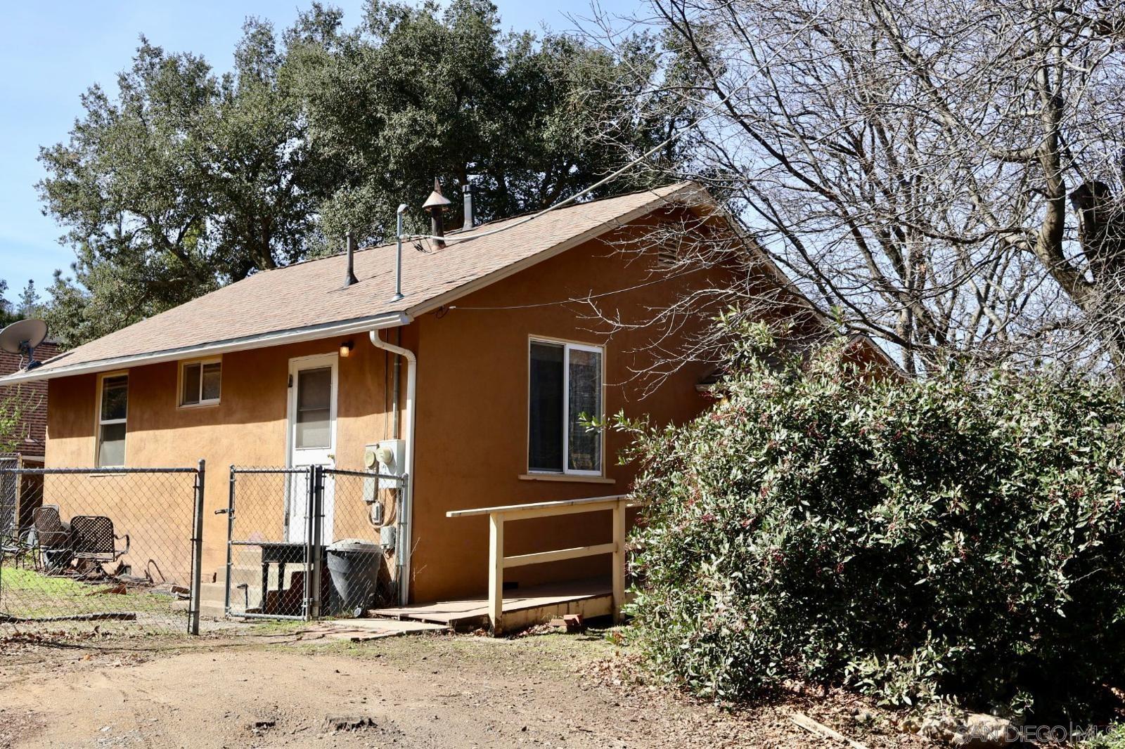 1273  Ridge Trl