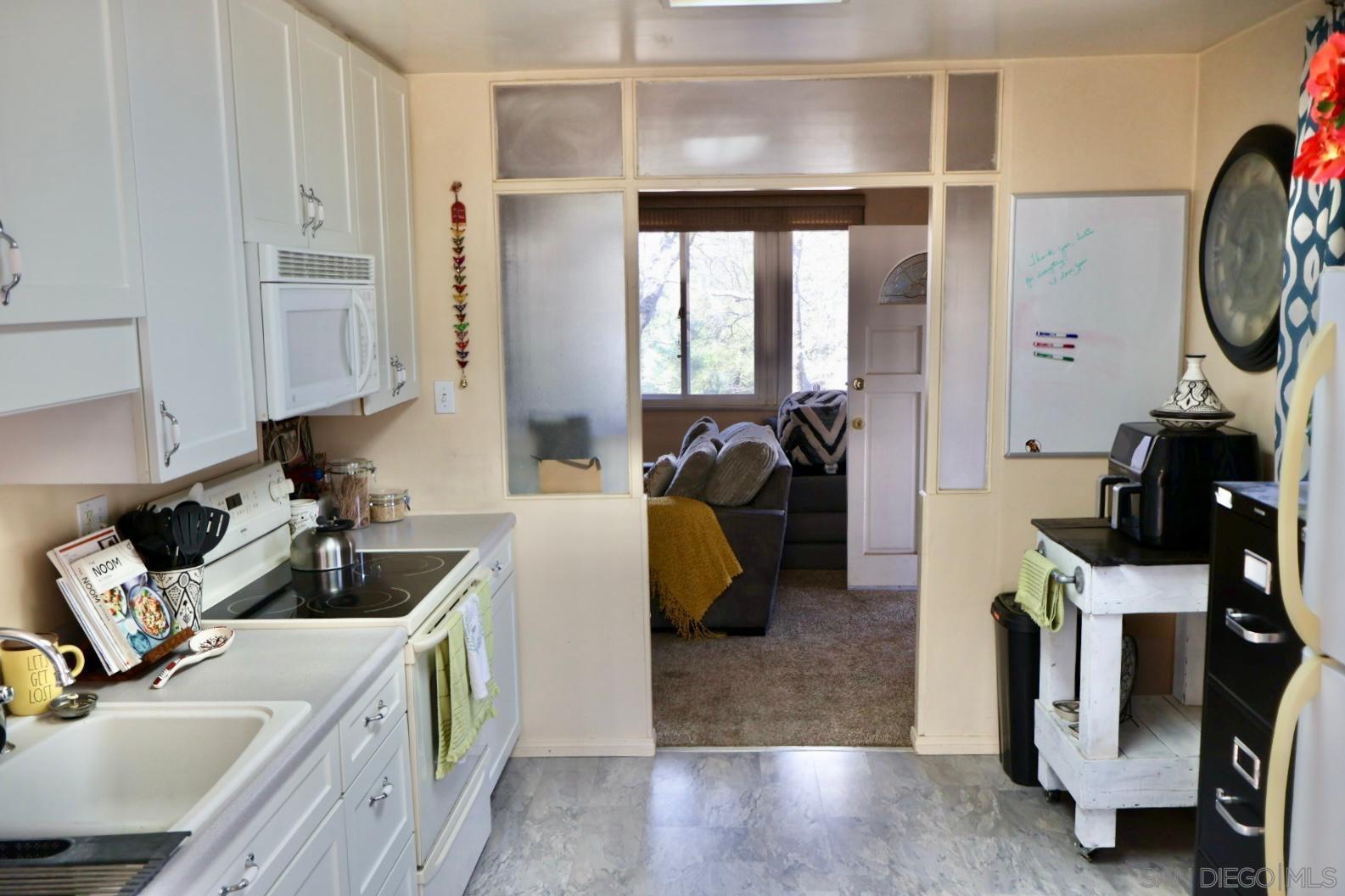 1273  Ridge Trl