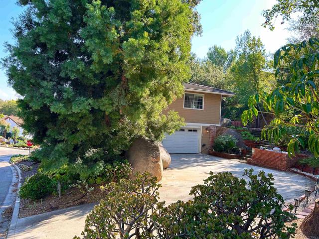 9739 Sage Hill Way